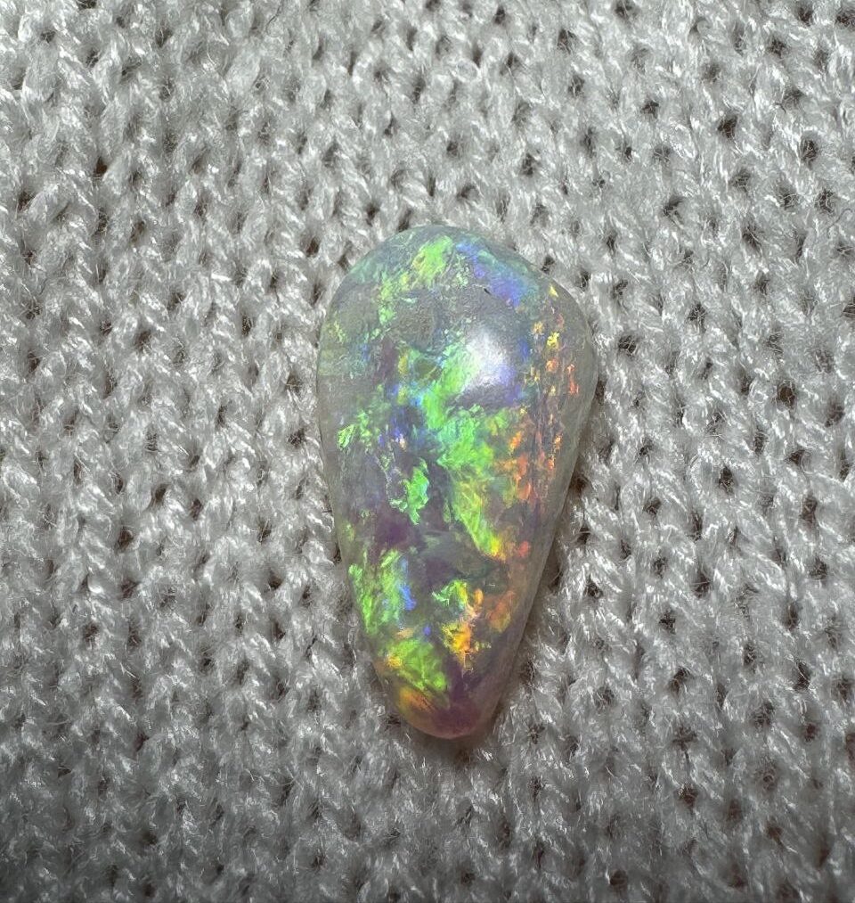 3.55 ct Teardrop Crystal Opal