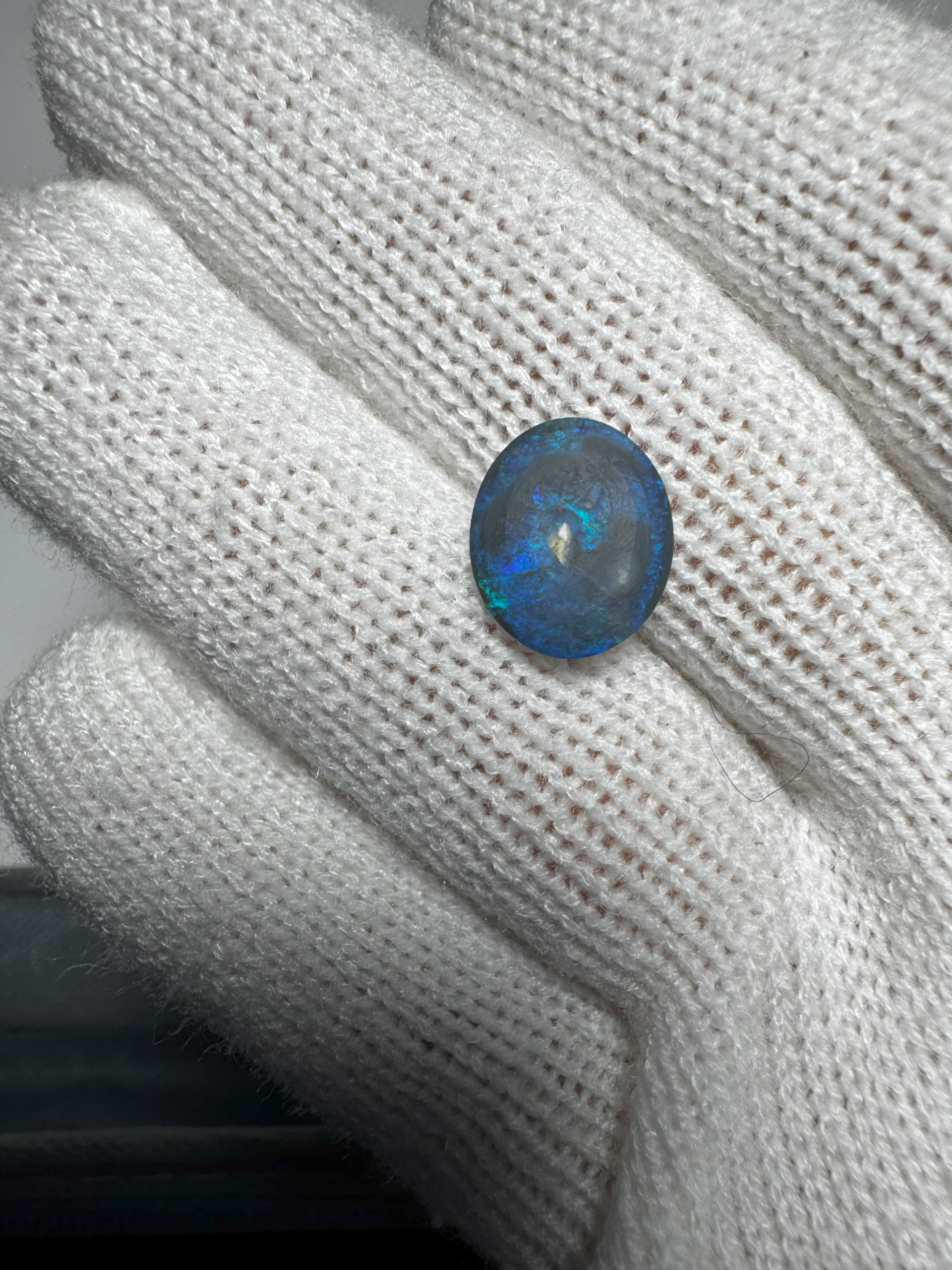 3.20 ct Oval Black Opal - Image 5
