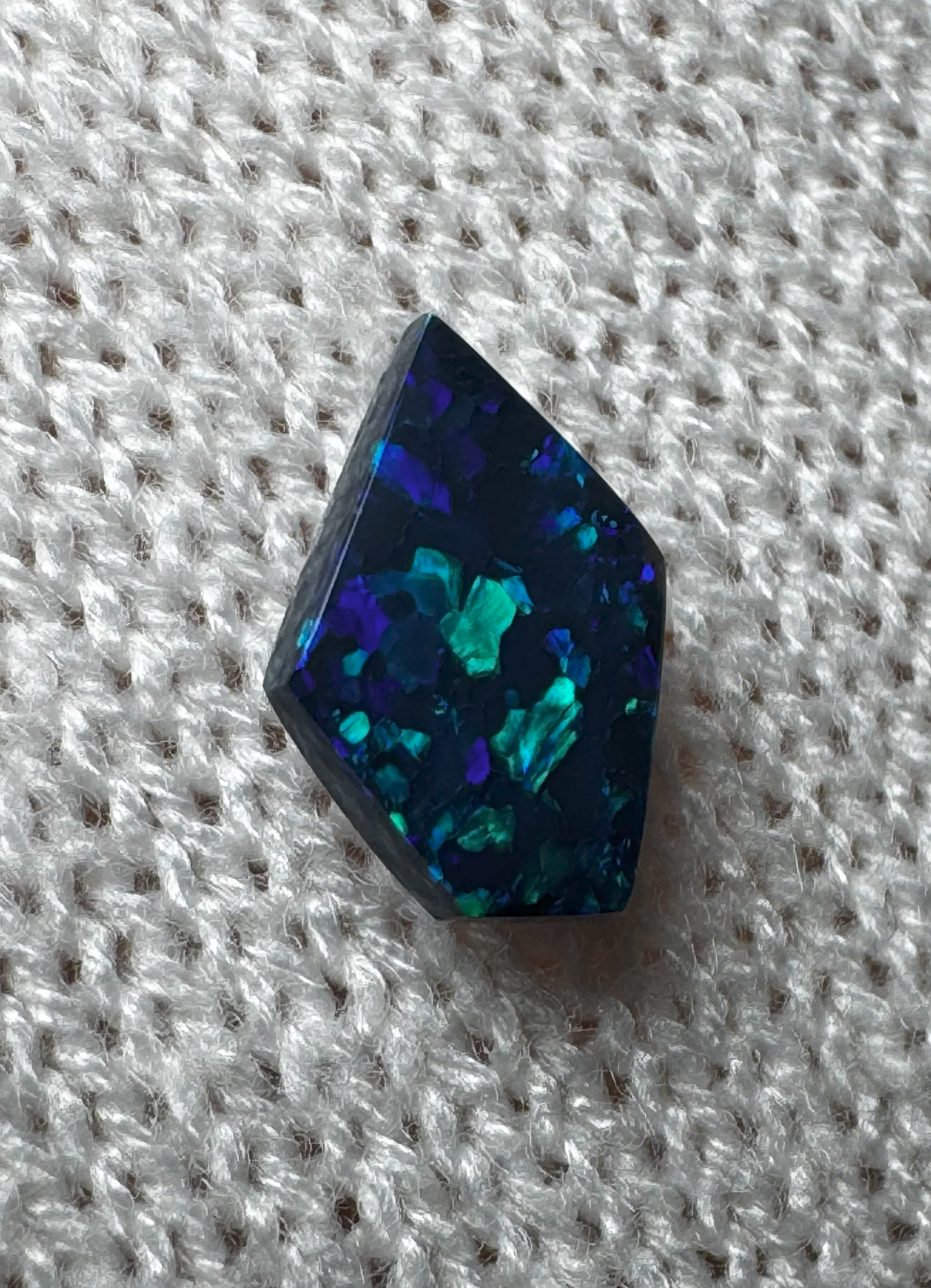 2.20 ct Freeform Black Opal - Image 4